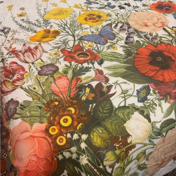 Pottery Barn French Country Queen Bedding 2 pillowcases and duvet cover Stunning - Picture 9 of 16